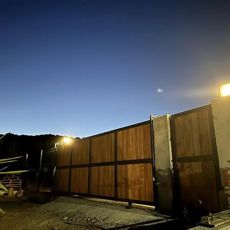 Meria Life Stone House With View In Nature 샬레