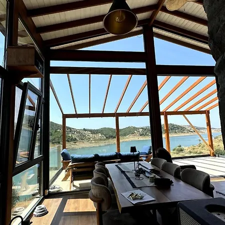 샬레 Meria Life Stone House With View In Nature